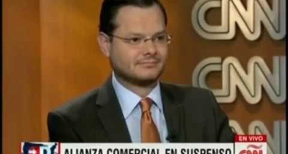 Juan Carlos Hidalgo comenta el Acuerdo Estratégico Trans-Pacífico en Directo USA de CNN en Español